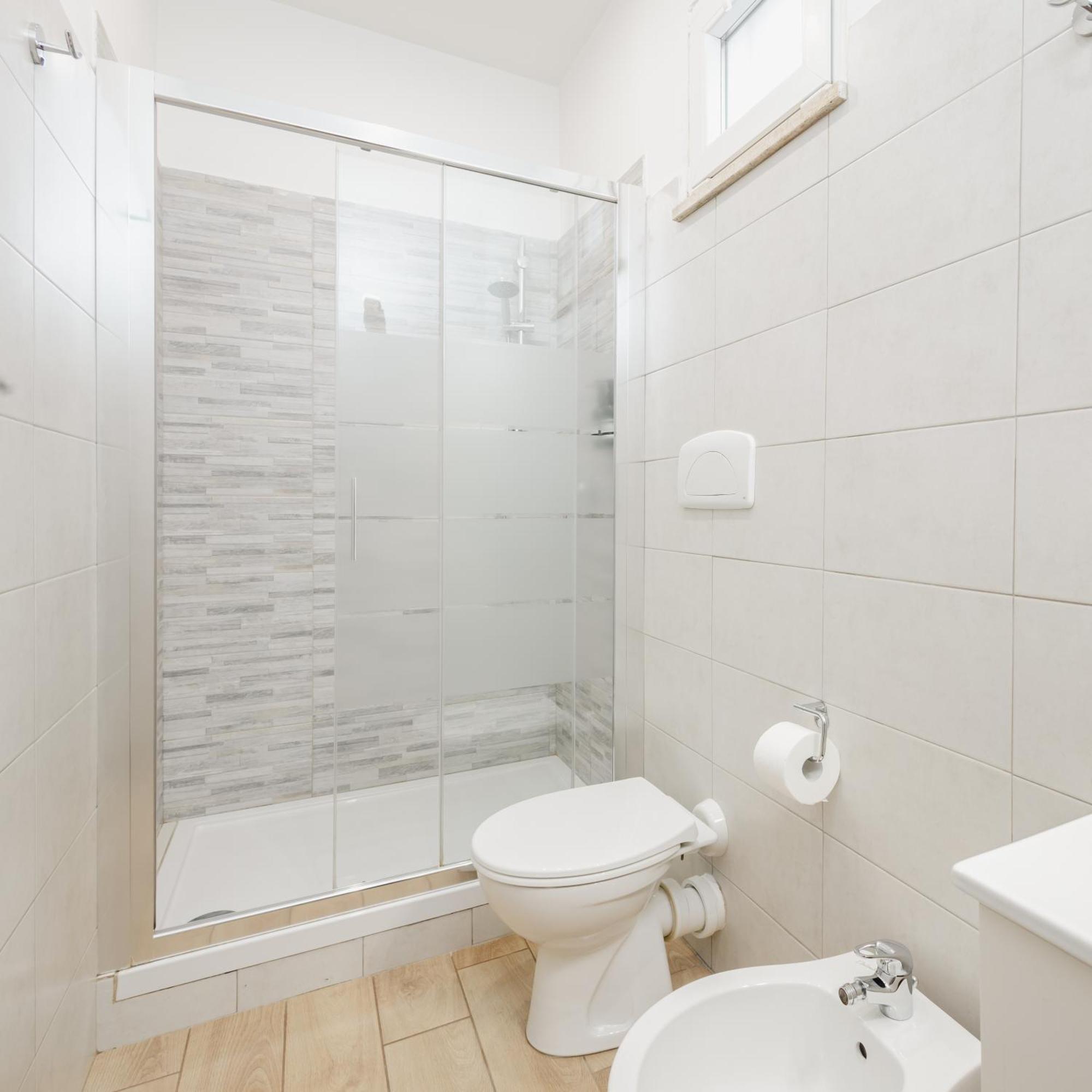 G21 Guest House โรม ภายนอก รูปภาพ