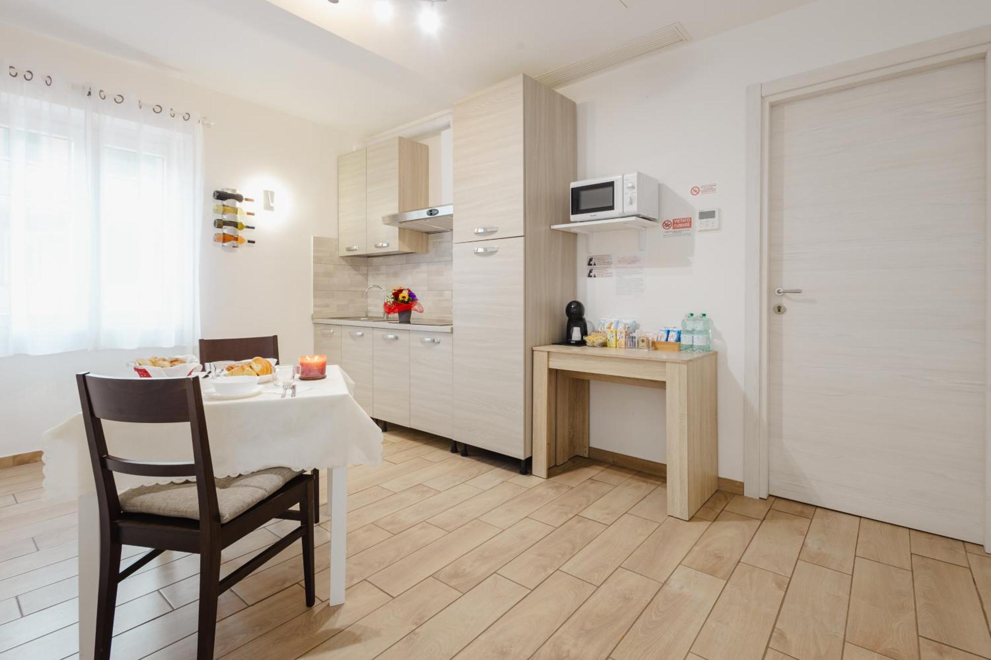 G21 Guest House โรม ภายนอก รูปภาพ