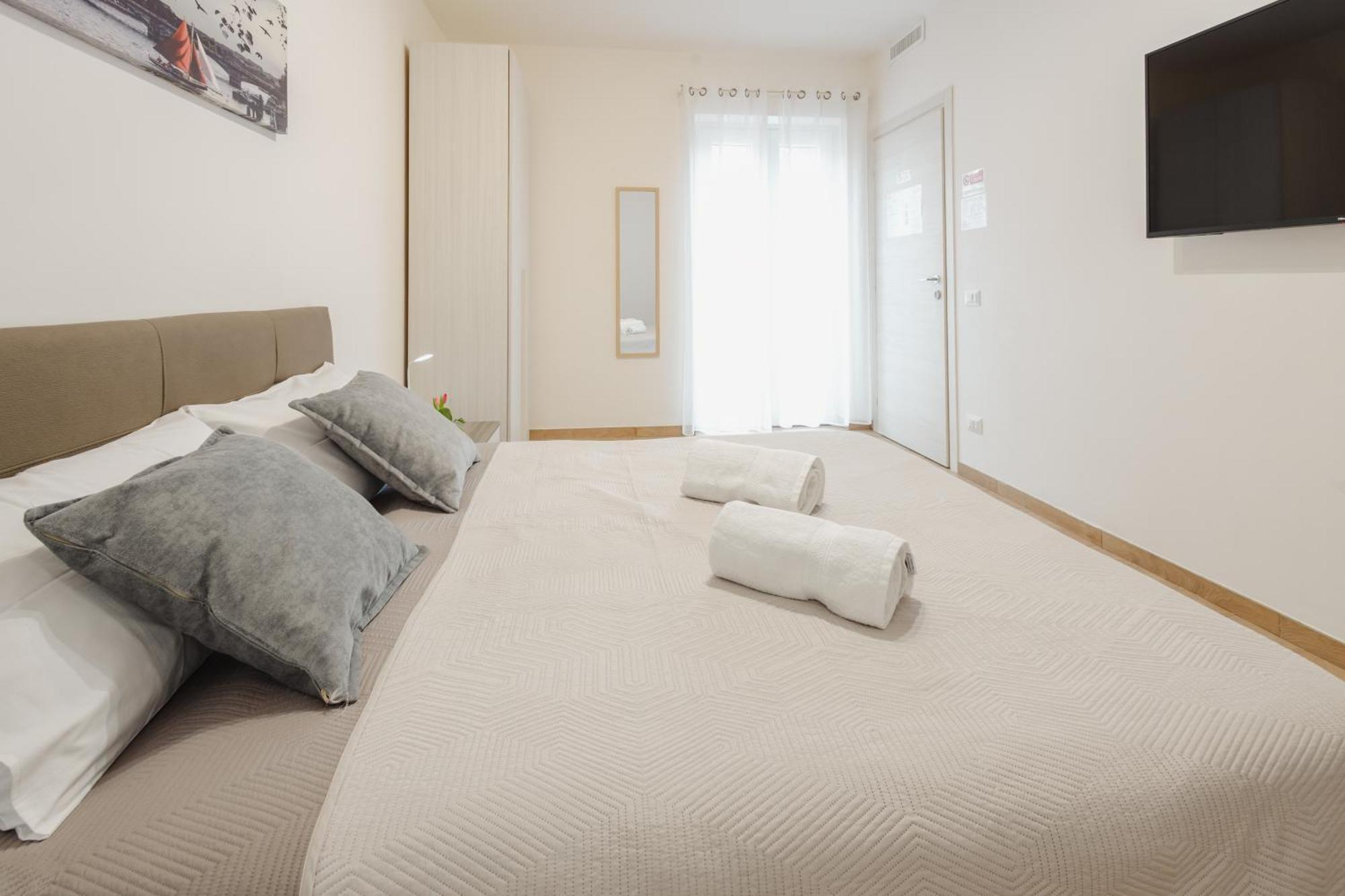 G21 Guest House โรม ภายนอก รูปภาพ